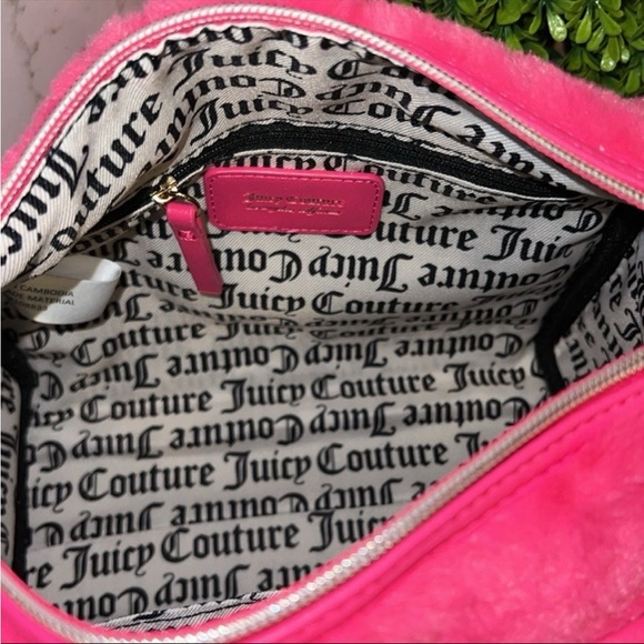 NWT JUICY COUTURE pink fluffy bag - Picture 7 of 10